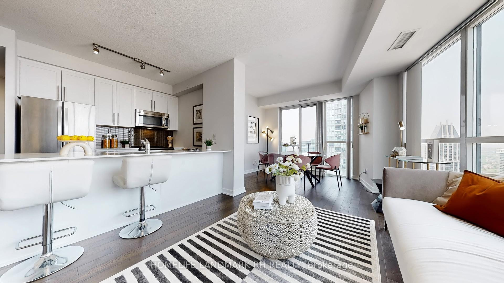 3 Bedrooms Condo at 510 Curran, Mississauga For sale