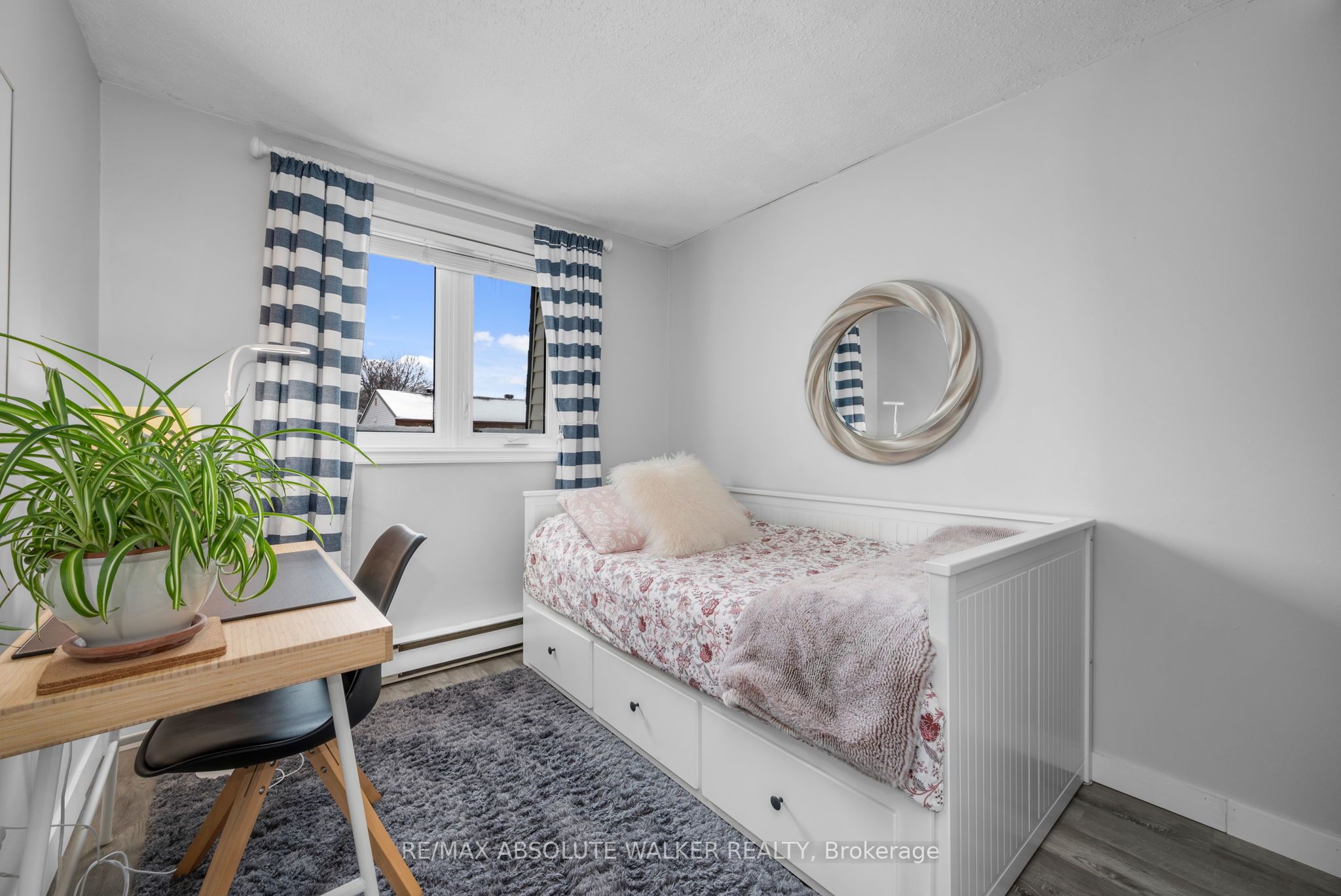 1300 Alness Court, #14