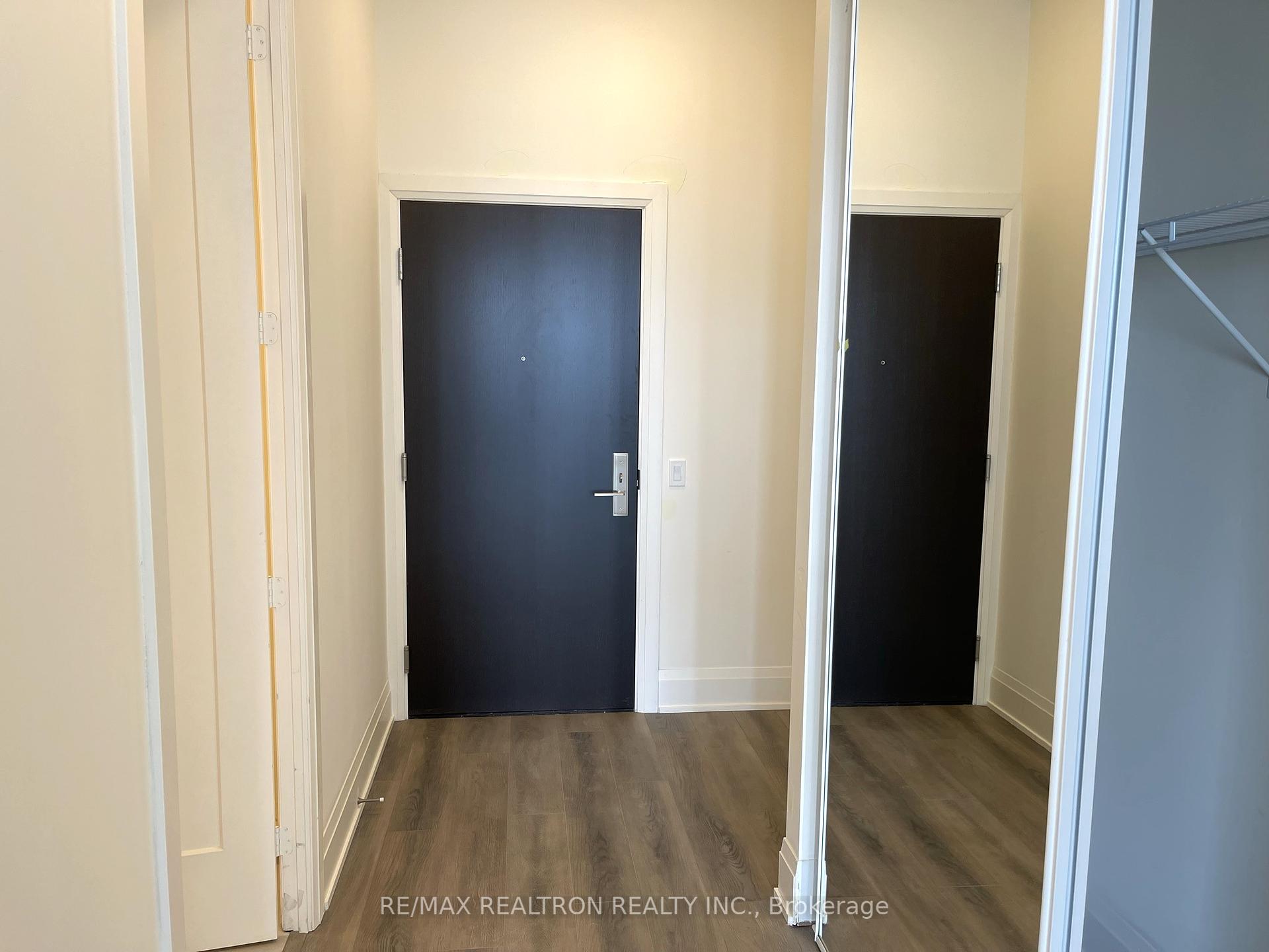 1 Bedroom Condo at 9000 Jane, Vaughan For sale