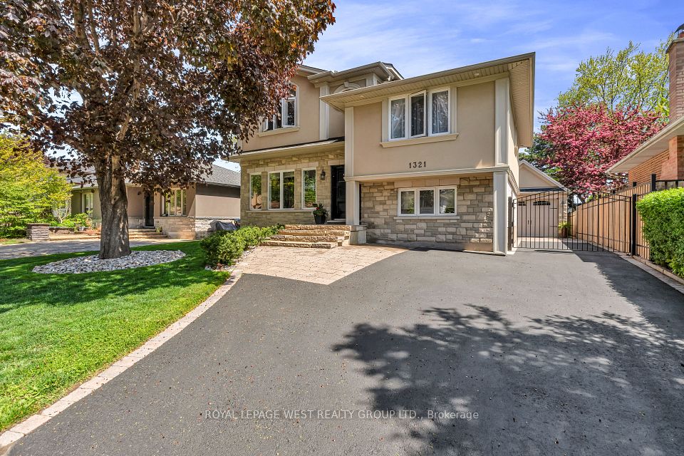 1321 Canford