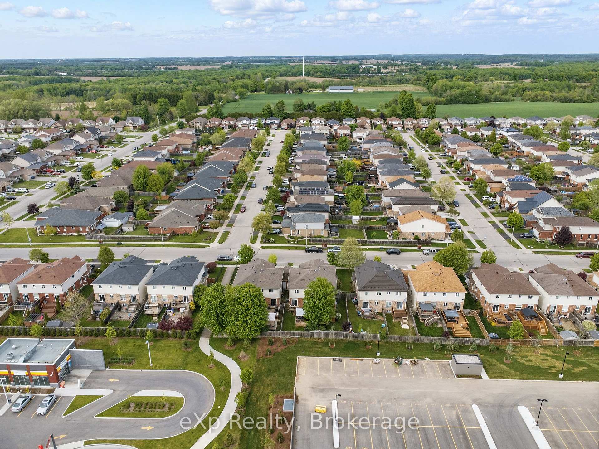 216 Severn Drive, Guelph, ON N1E 0C7