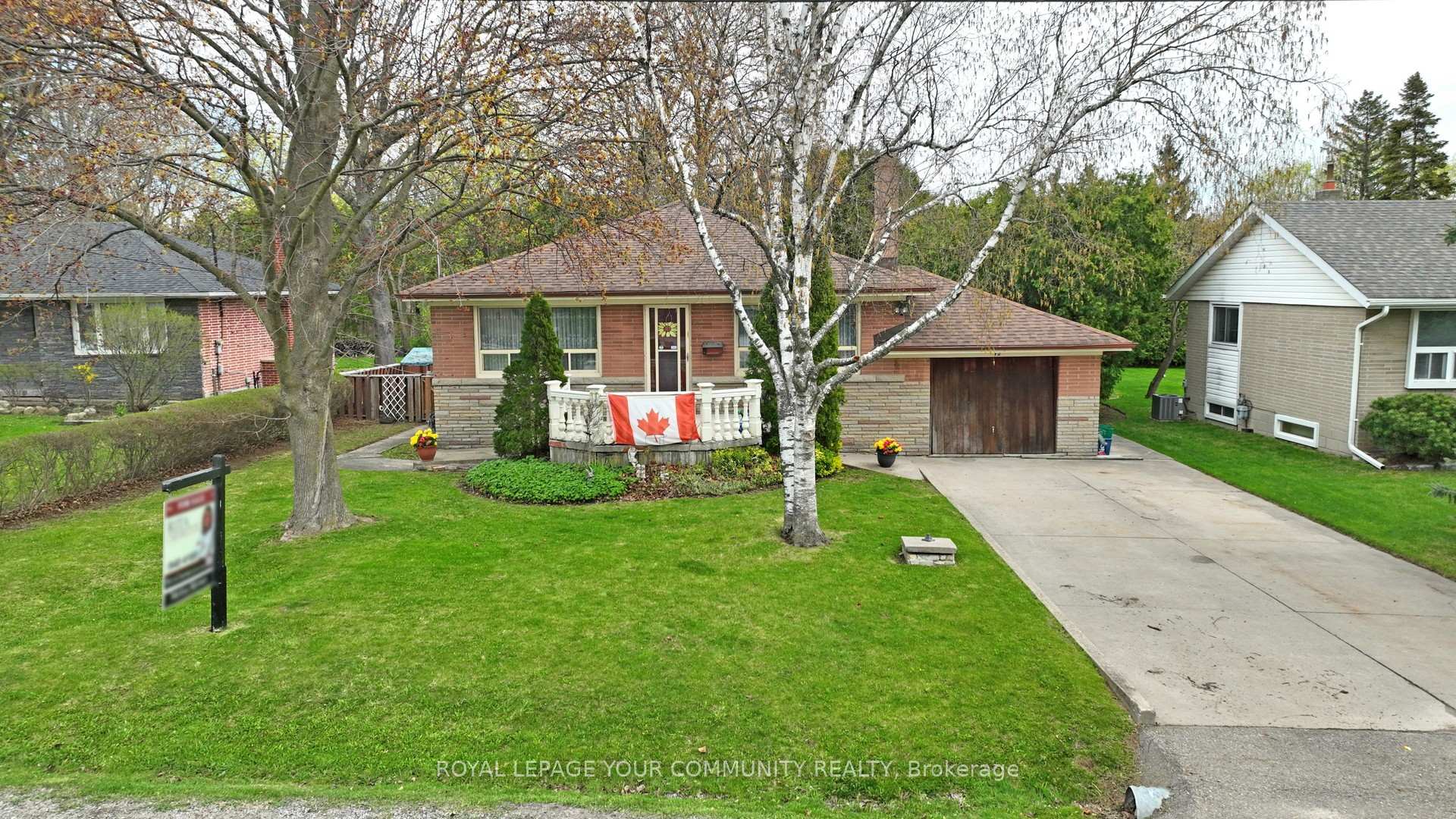 42 Rougecrest Drive, Markham, ON L3P 3B6