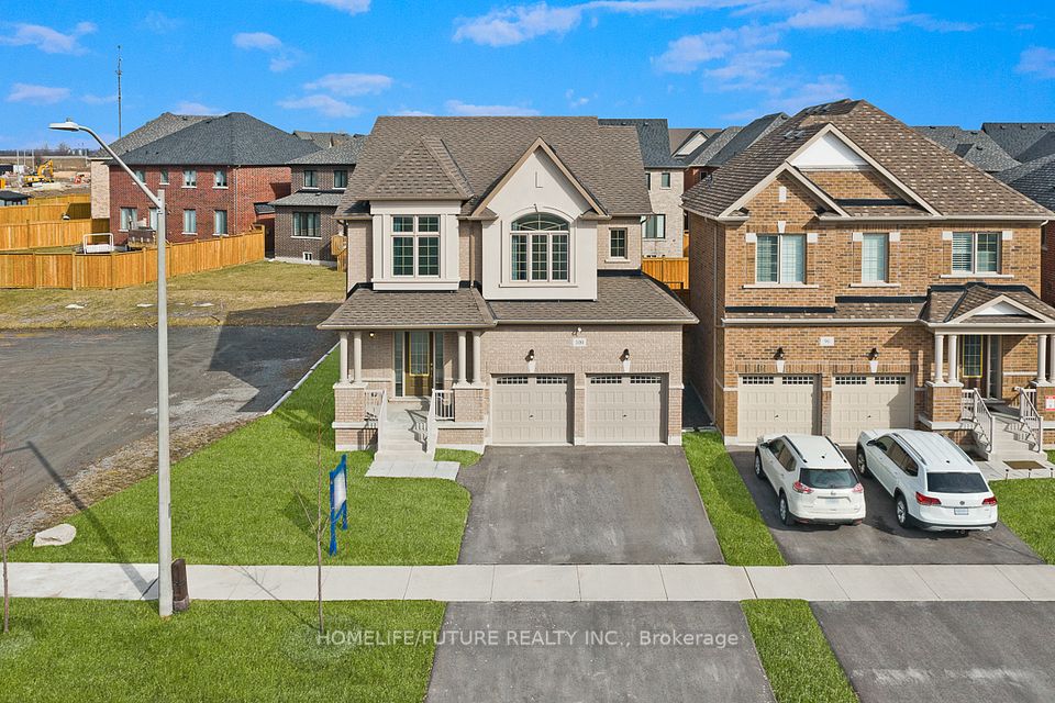100 Grady Drive, Clarington, ON L1B 0C6