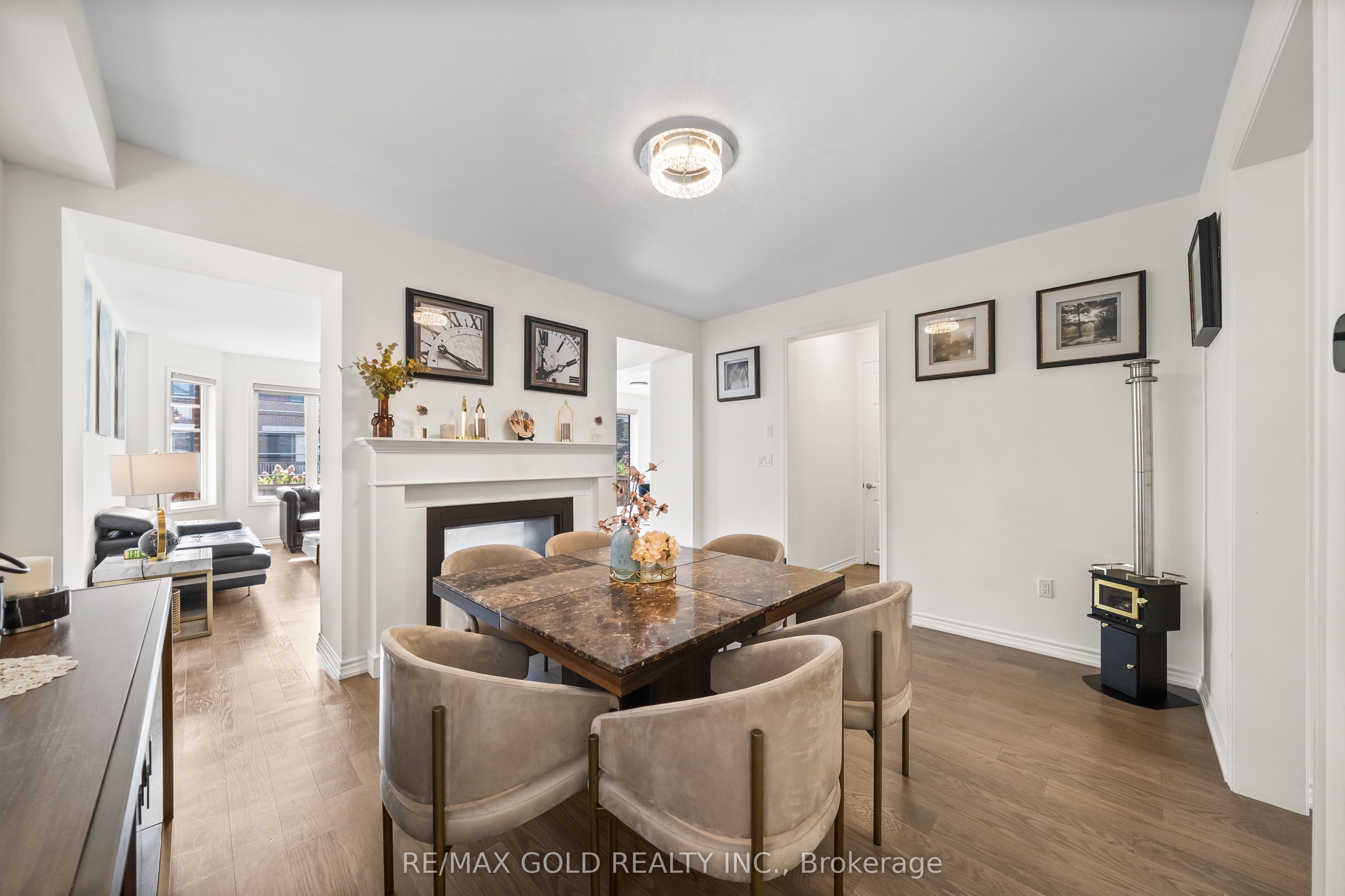 31 Streamside Street
