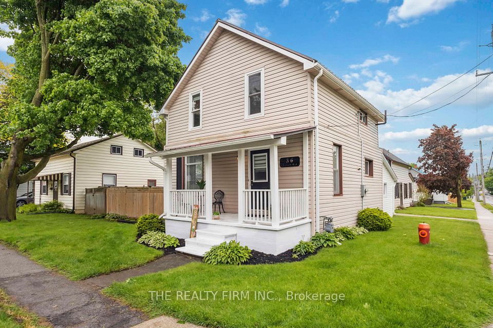 36 Walnut Street, Aylmer, ON N5H 1C5