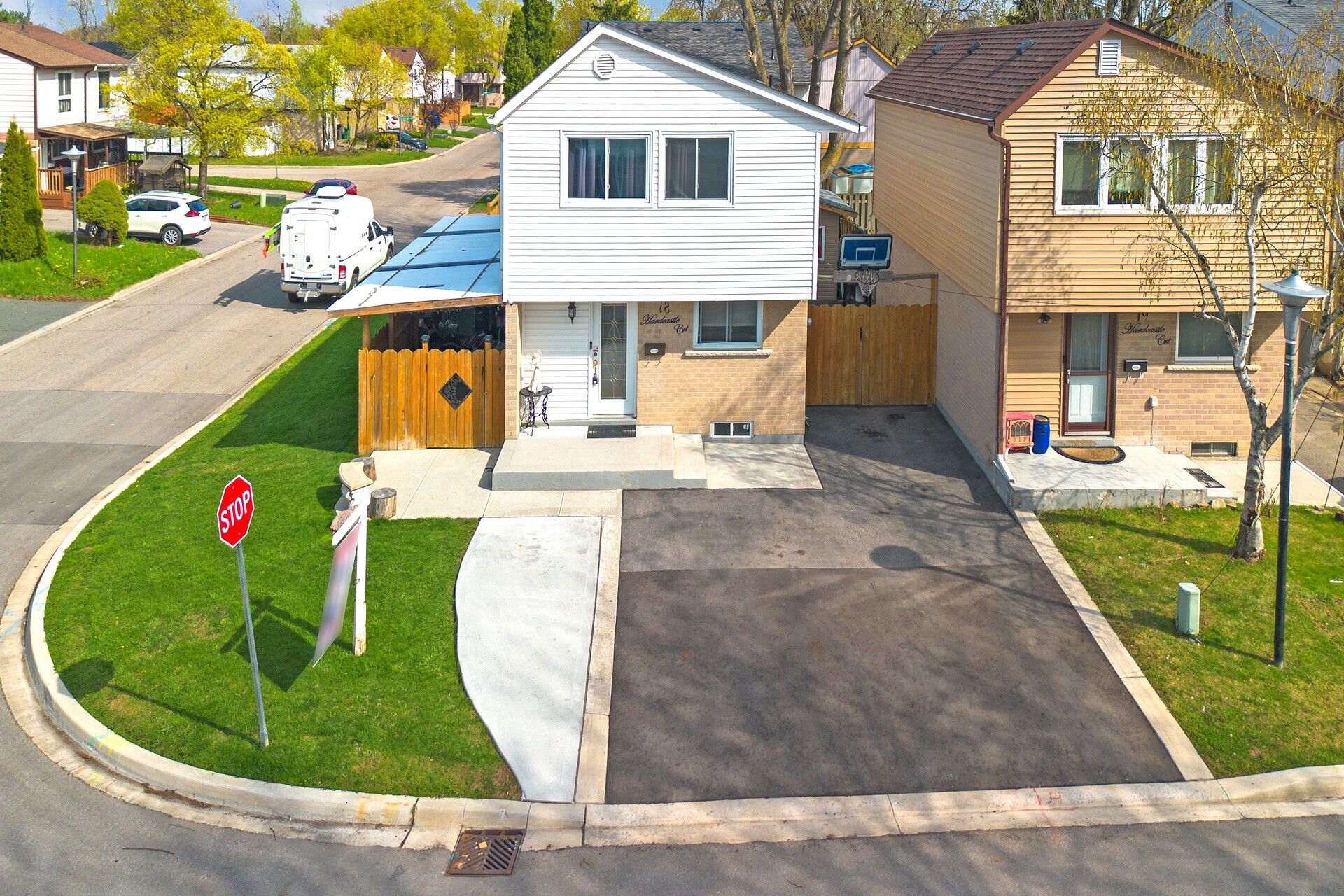 18 Hardcastle Court Brampton, Ontario Fully Upgraded 4 Bedroom Detached House. Corner Lot On 37.5 Foot Frontage. Separate Entrance to a Finished Basement. This Steal Of A Deal Has Two Full Bathrooms, Lots Of Updates, Roof, Siding, Wood Floors, Windows, Ceramics, Front Door. Parking For 5 Cars, Deck, Very Private. Large Backyard. *Granite Countertops, Pot Lights throughout the Main Floor. Hardwood on the Main floor. No Carpet. Gazebo for Peaceful Summer Evenings Get-Togethers. Move-In Condition. Don't Miss This One, It Won't Last Long. Great Family Neighbourhood. Make An Offer, Make It Yours.