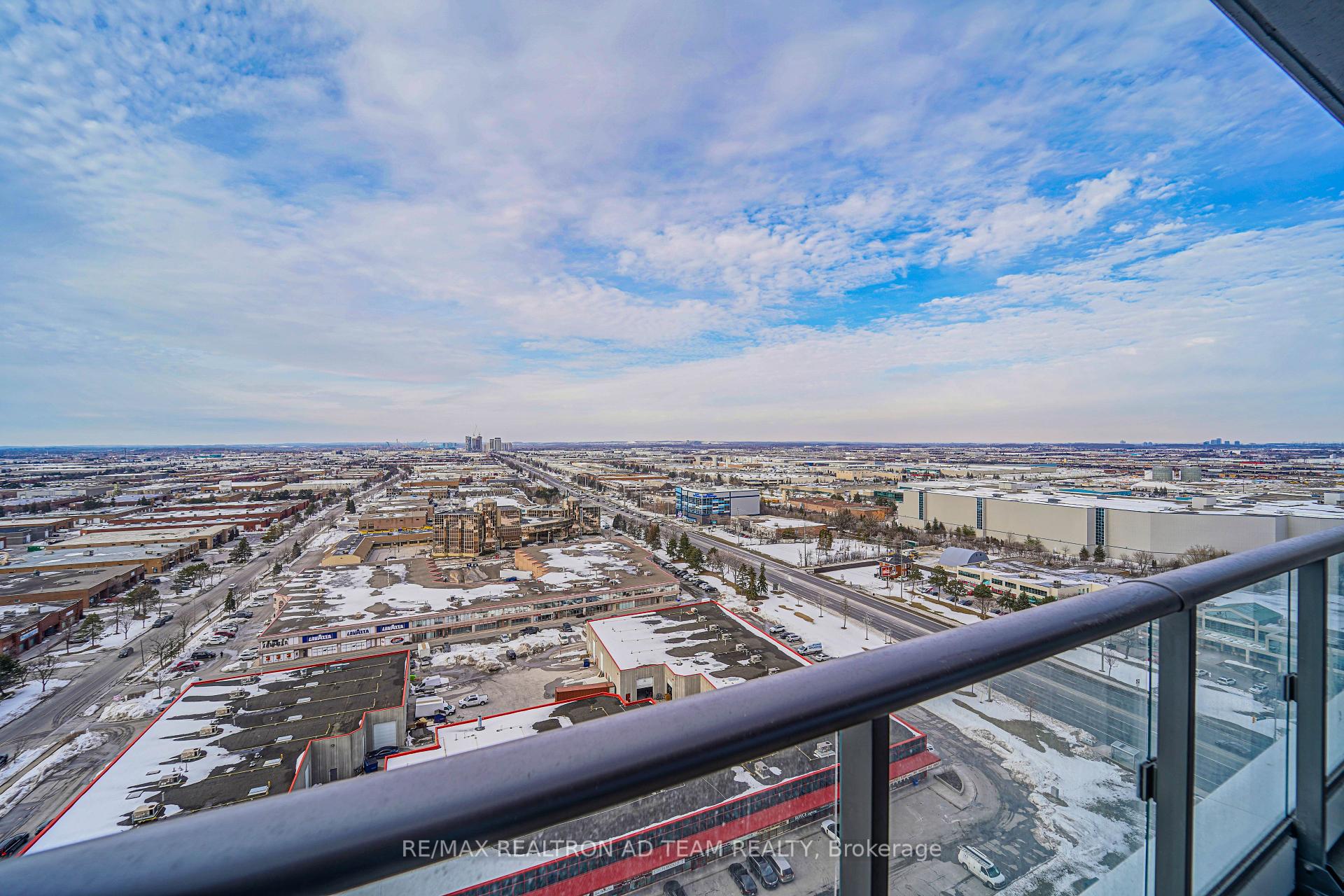 1 Bedroom Condo at 1000 Portage, Vaughan For sale