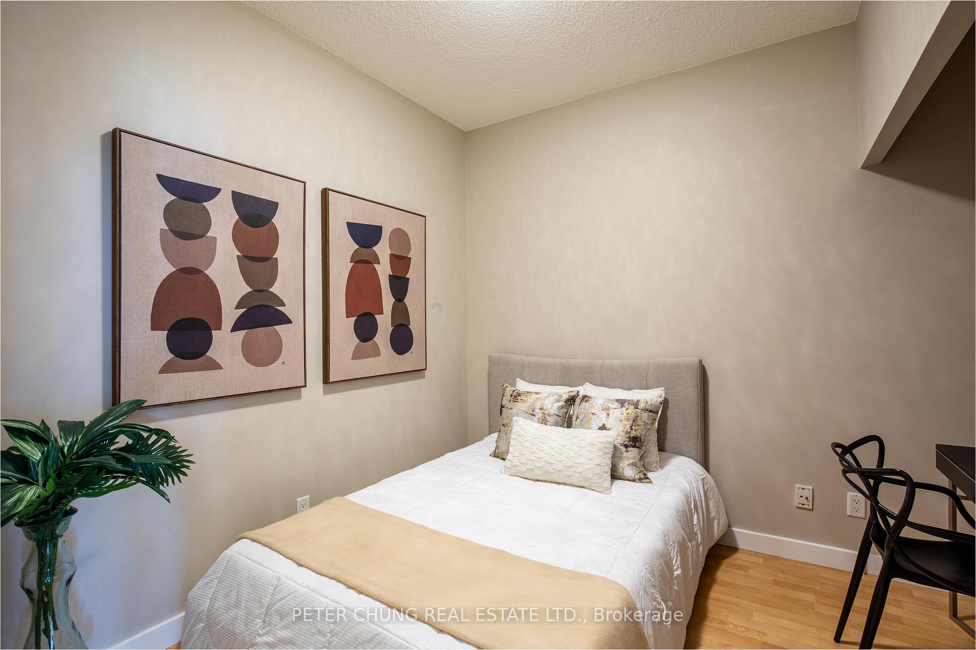 2 Bedrooms Condo at 601 Kingston, Toronto For sale
