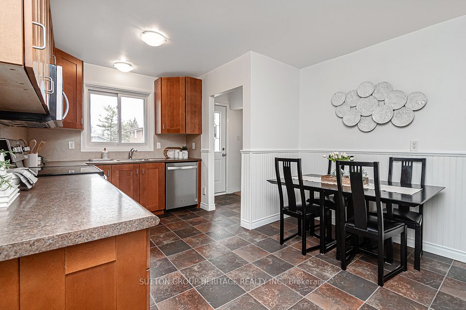 STAINLESS STEEL APPLIANCES