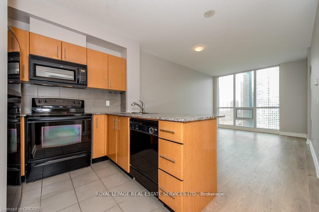 1 Bedroom Condo at 16 Yonge, Toronto For sale