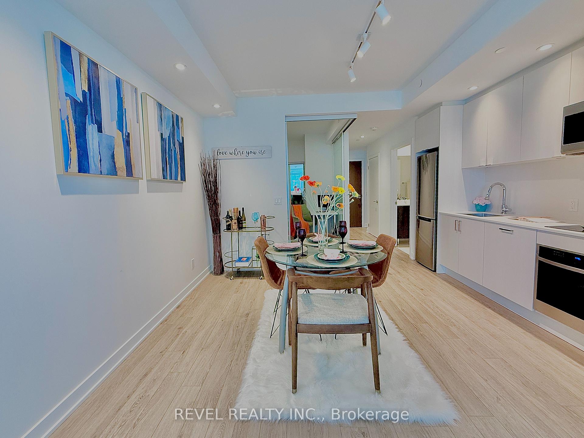 3 Bedrooms Condo at 1928 Lake Shore, Toronto For sale