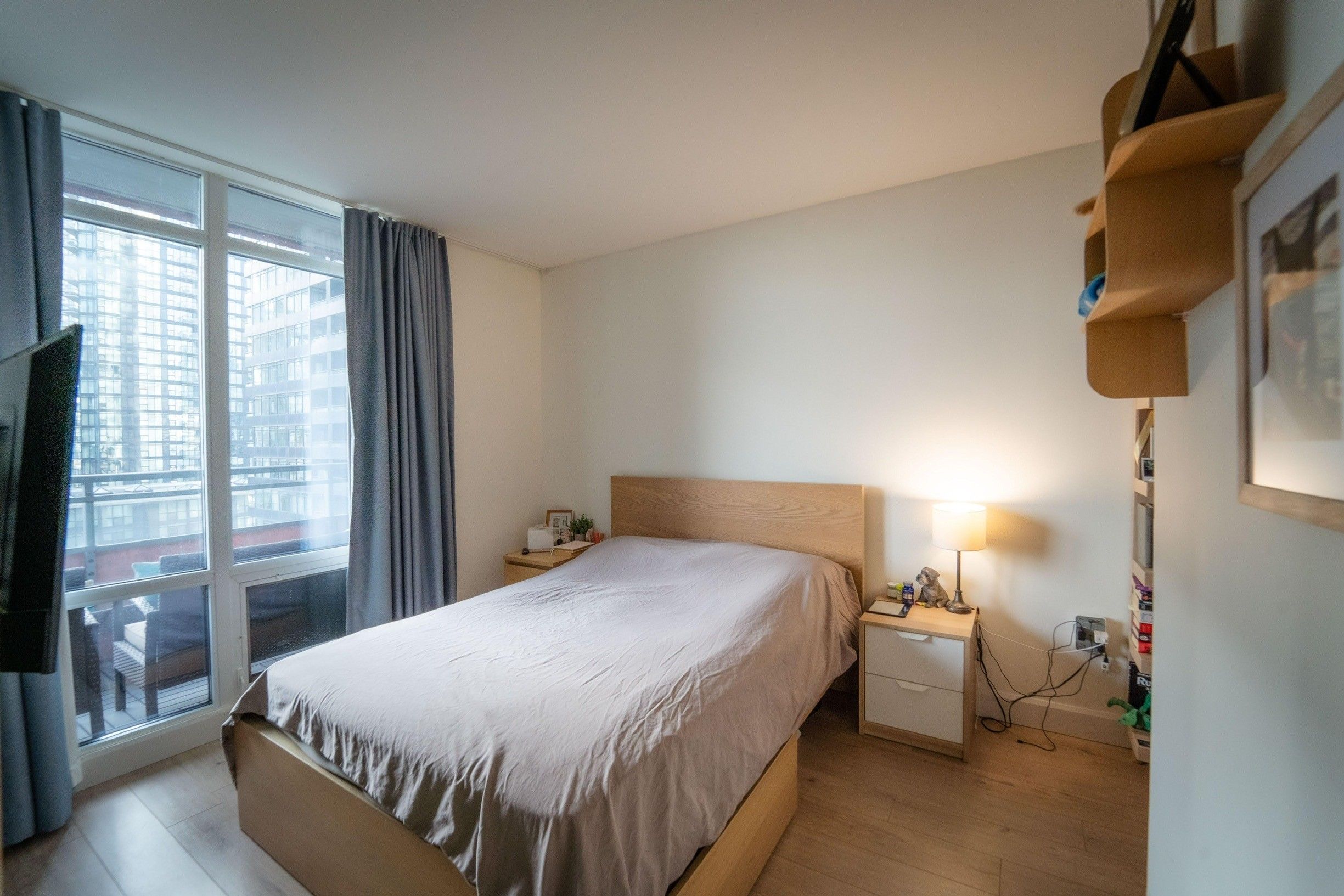 4 Spadina Avenue 1223