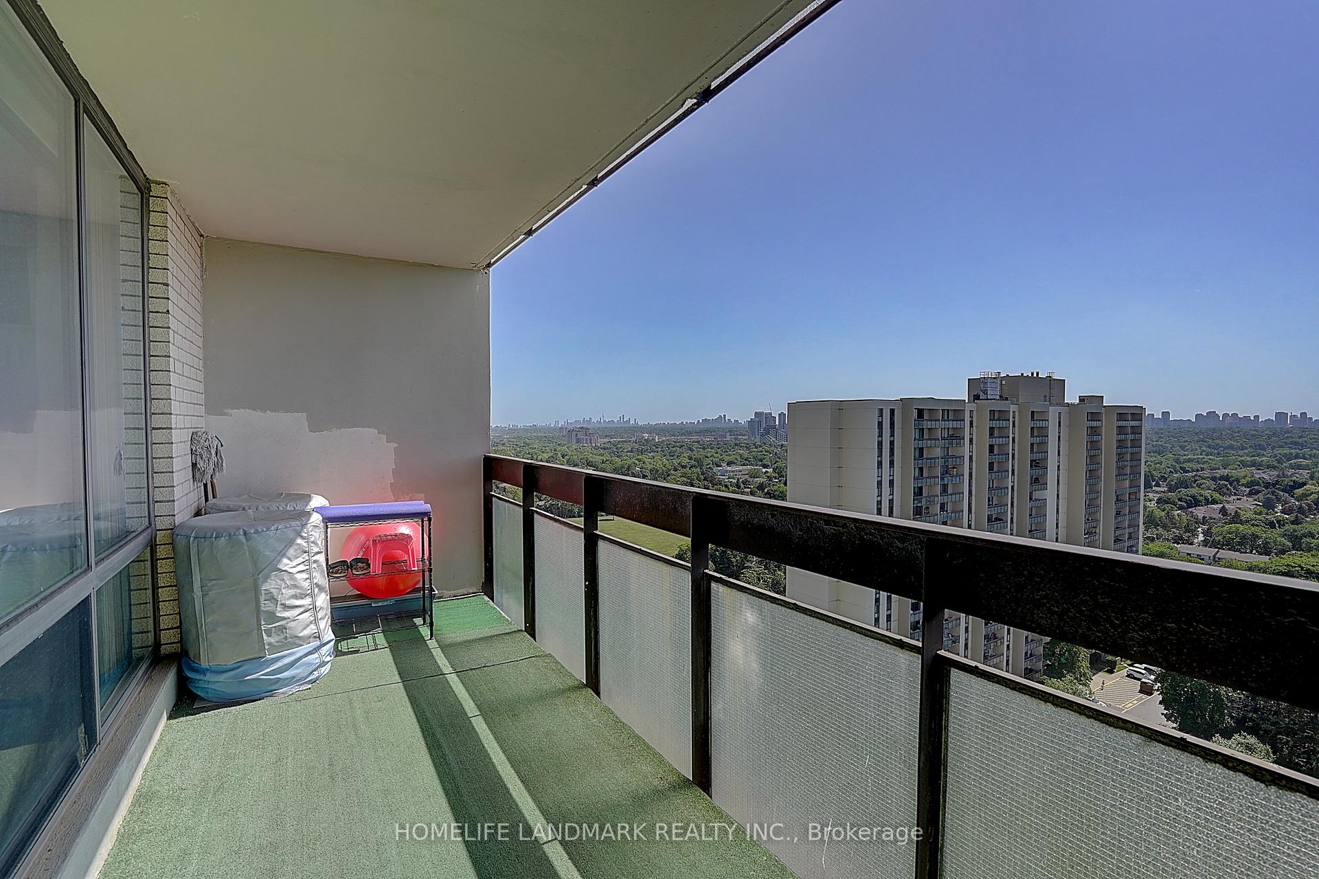 2 Bedrooms Condo at 350 Seneca Hill, Toronto For sale