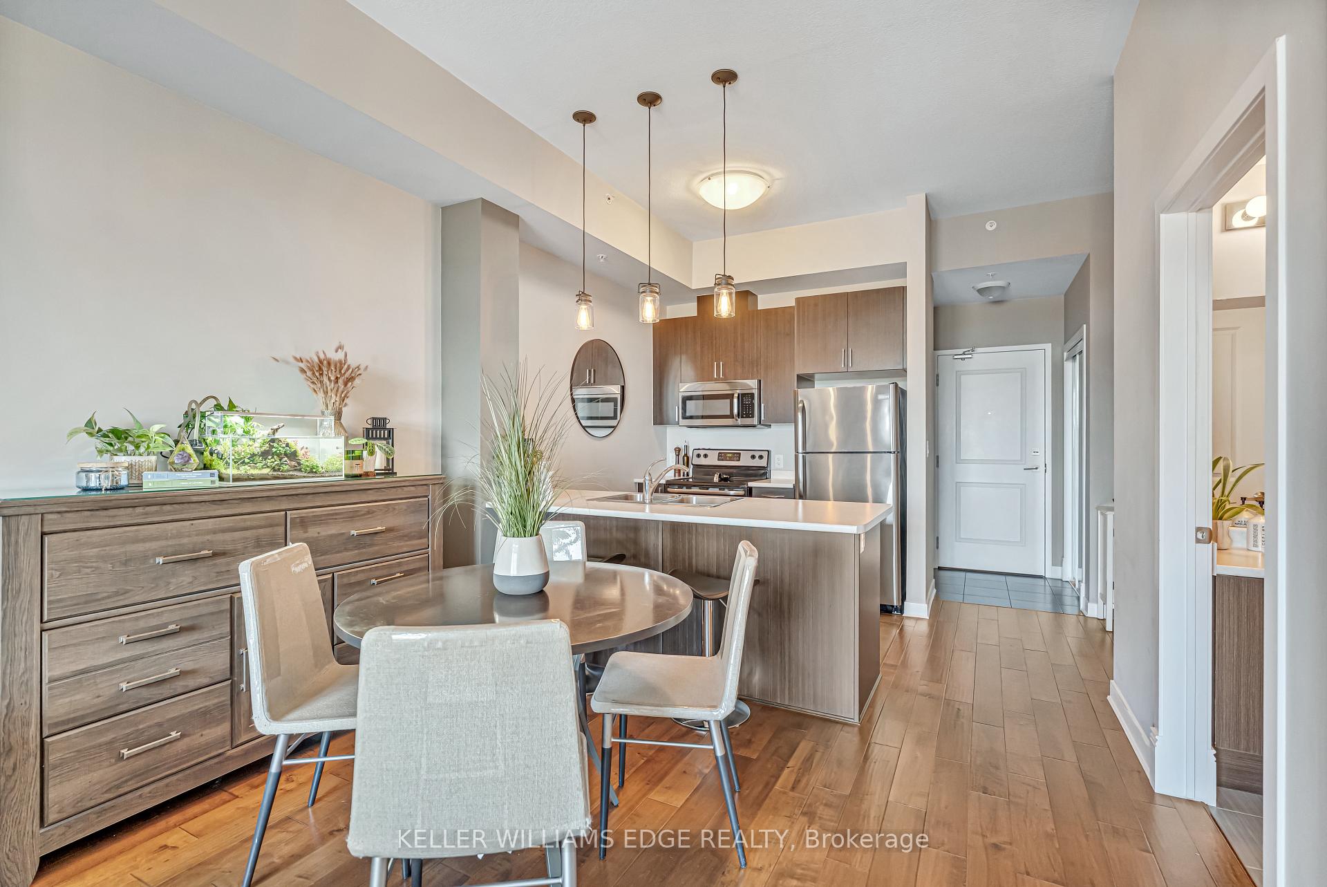 1 Bedroom Condo at 5010 Corporate, Burlington For sale