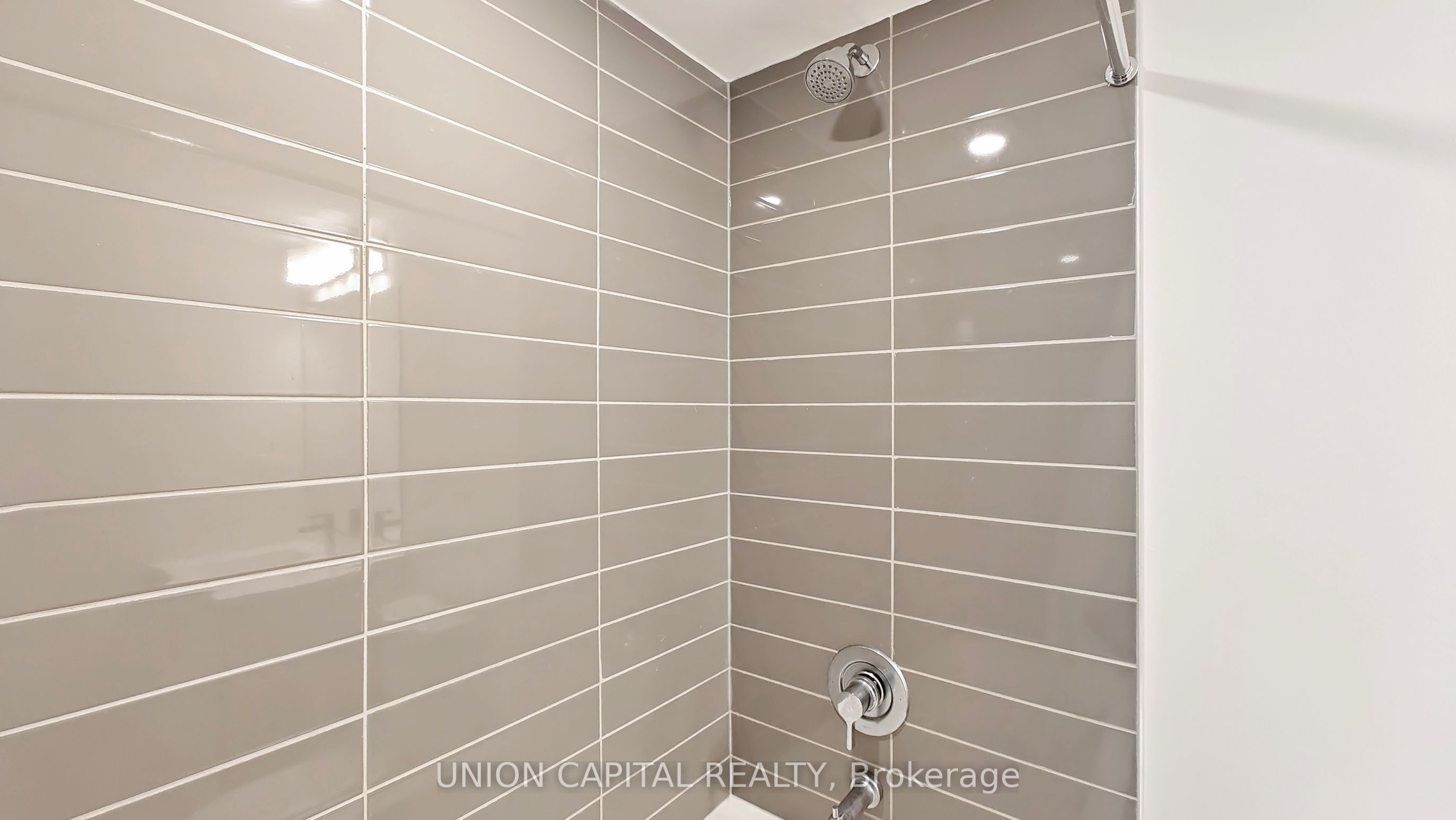 15 William Jackson Way, #23