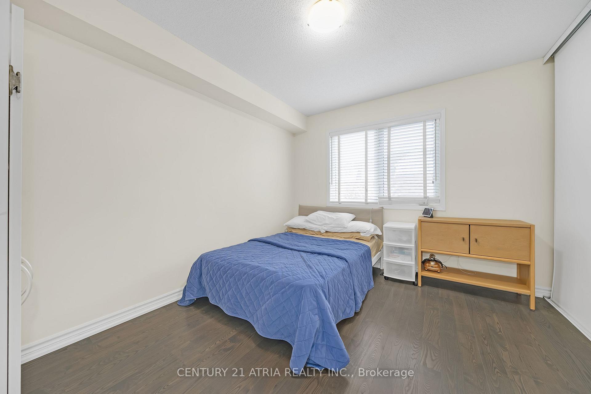 3 Bedrooms Condo at 9526 Sheppard,  Toronto For sale