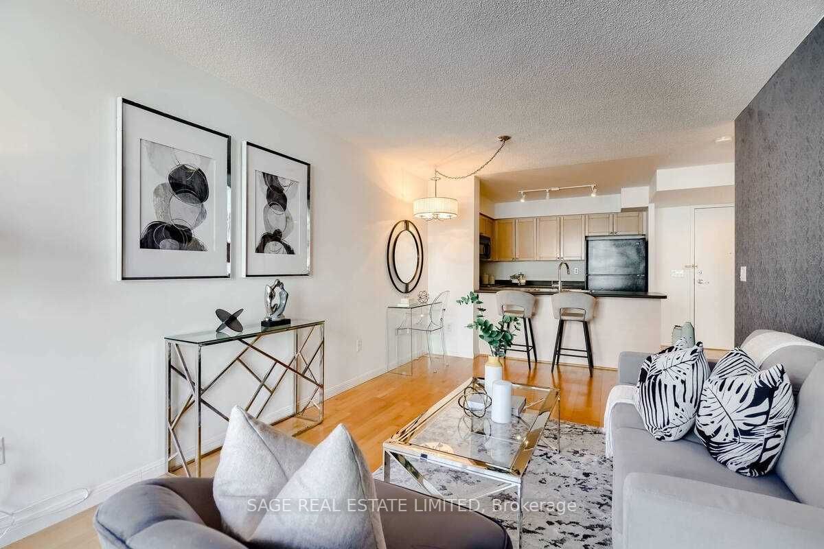 311 Richmond Street E, #605
