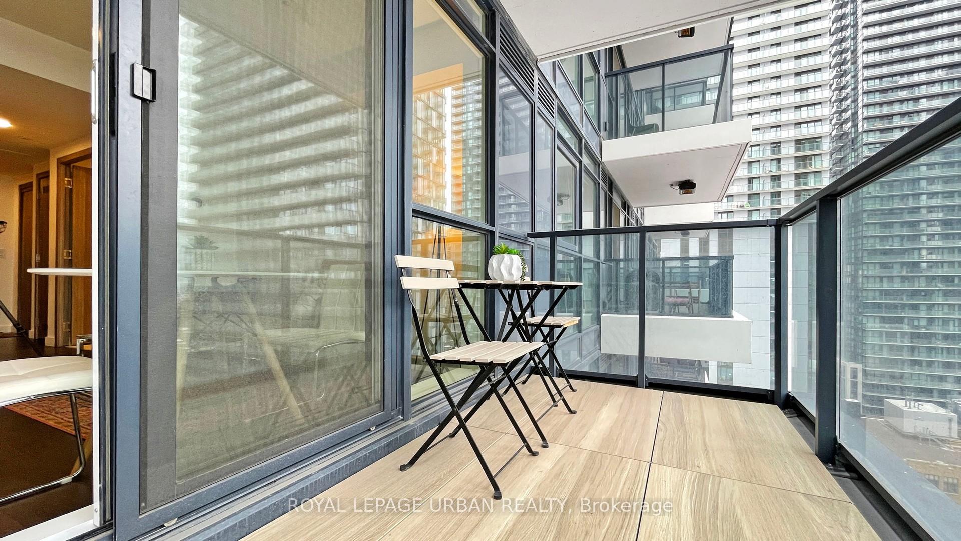 1 Bedroom Condo at 38 Widmer, Toronto For sale