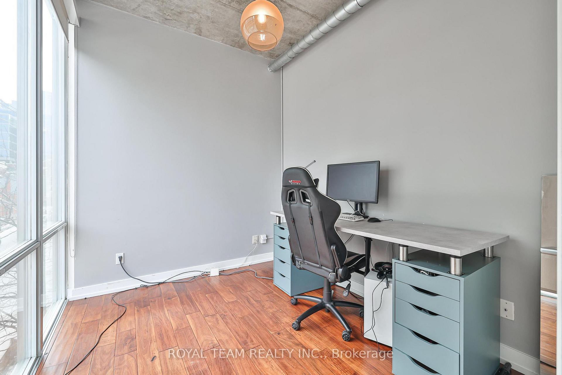 2 Bedrooms Condo at 66 Portland, Toronto For sale