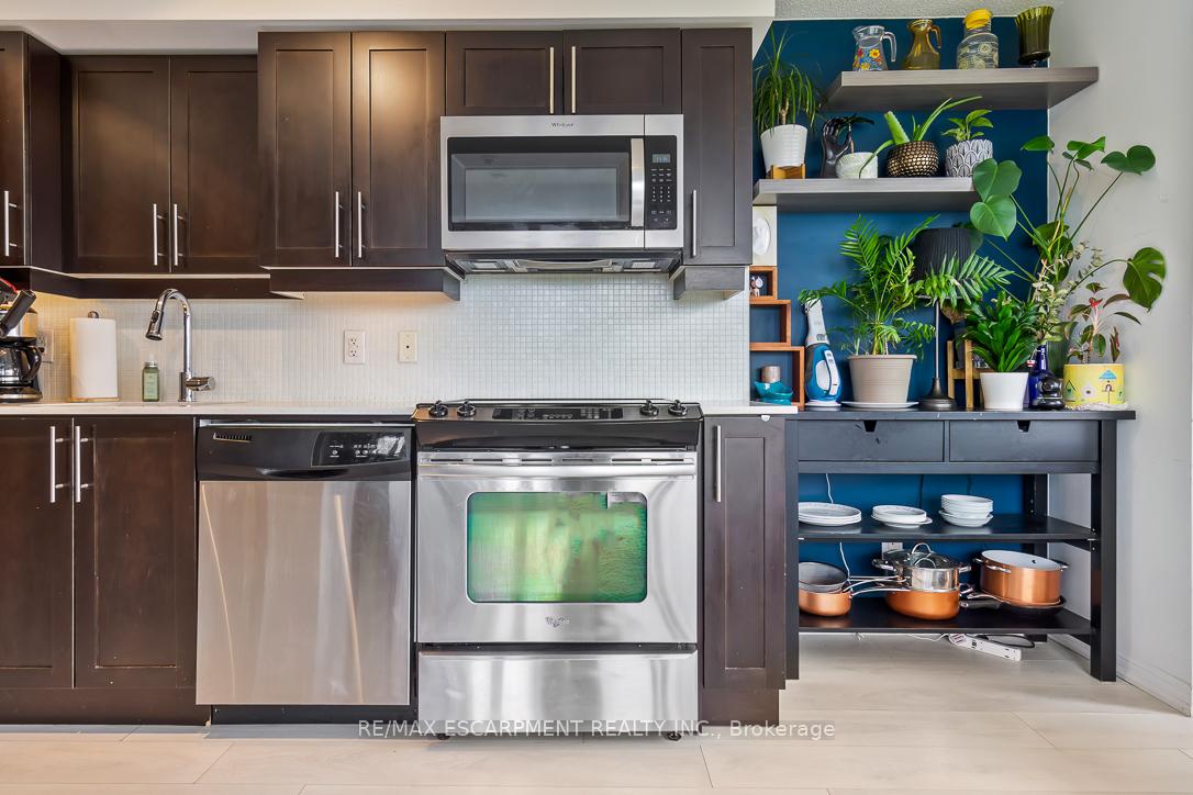1 Bedroom Condo at 35 Bastion, Toronto For sale