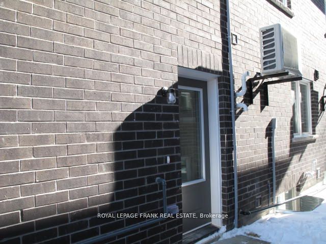 #1 - 321 Anderson Avenue, Oshawa, ON L1J 2N8