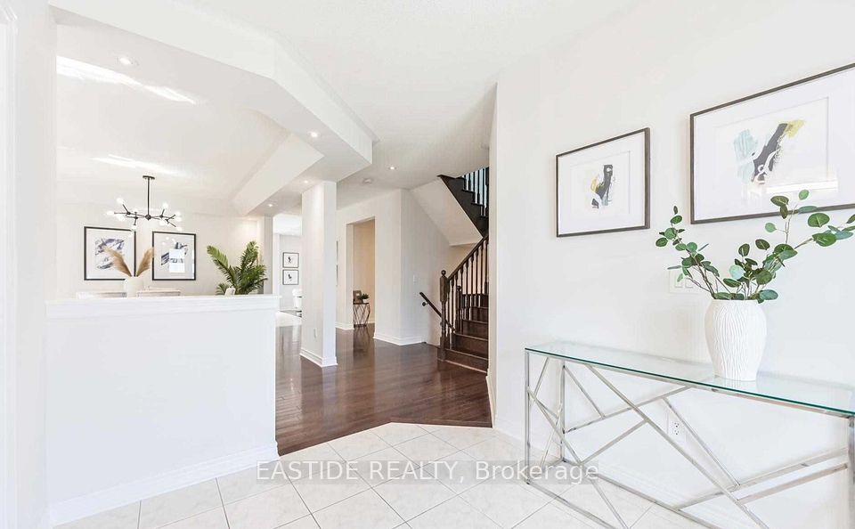159 Shadow Falls Drive, Richmond Hill, ON L4E 0N9