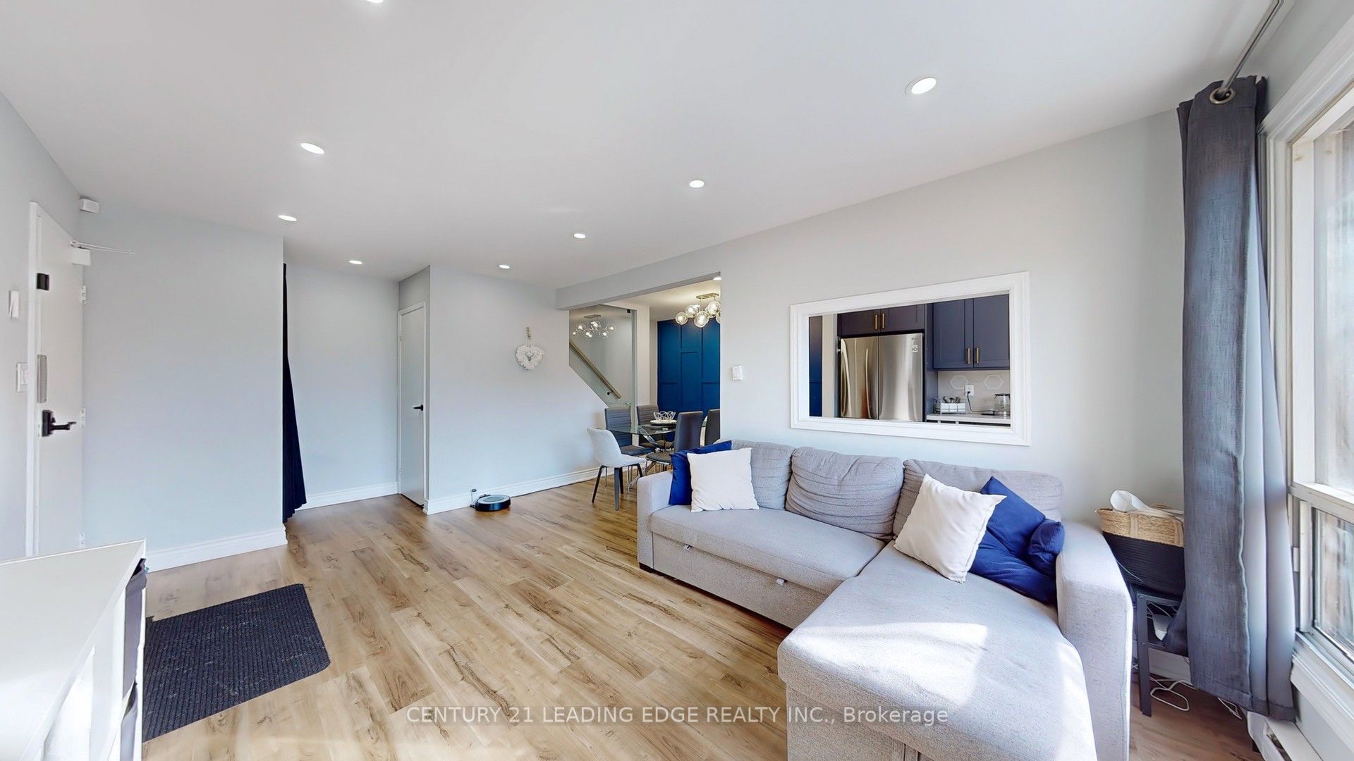1100 Oxford Street, #118