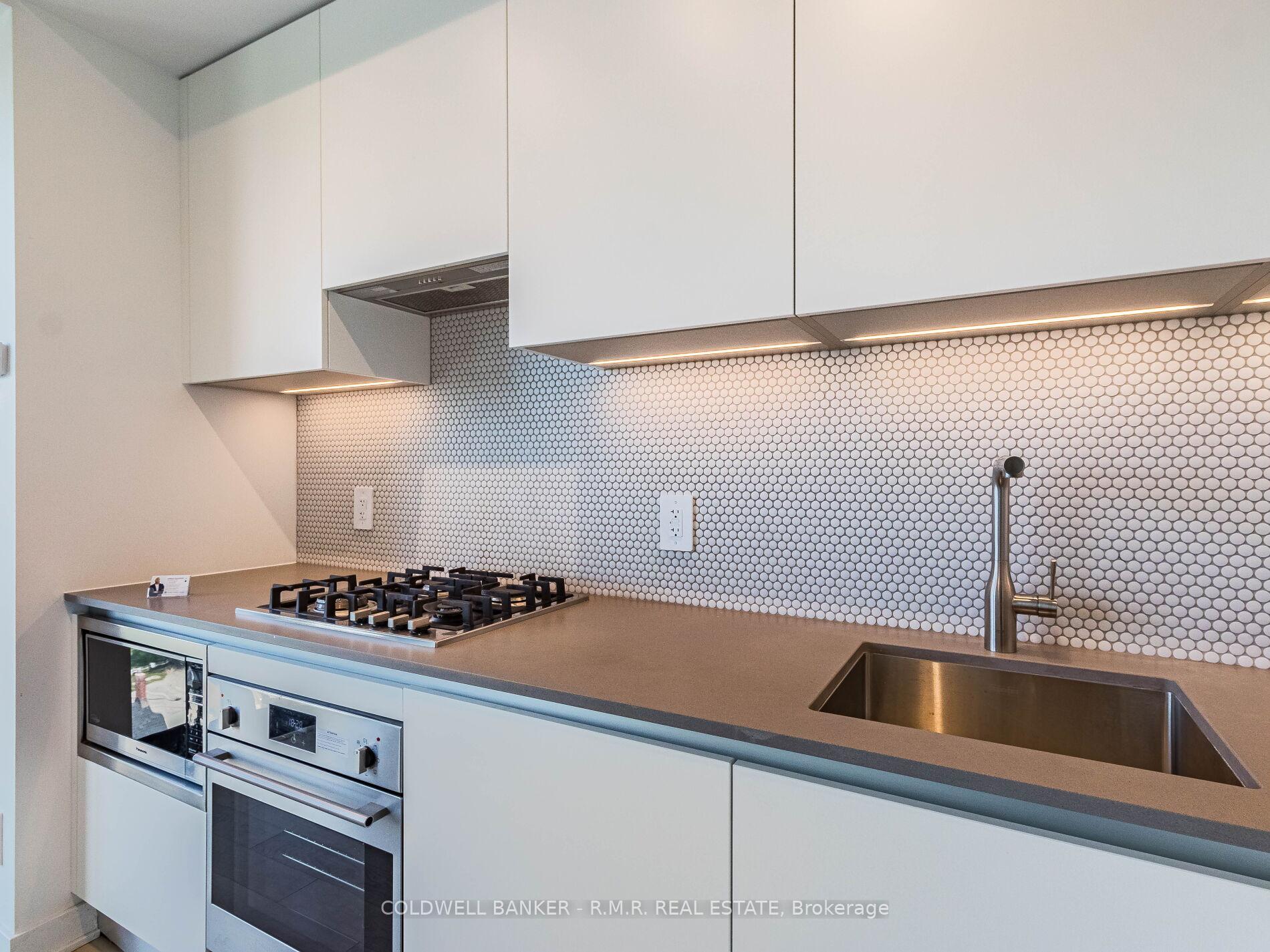 1 Bedroom Condo at 2720 Dundas, Toronto For sale