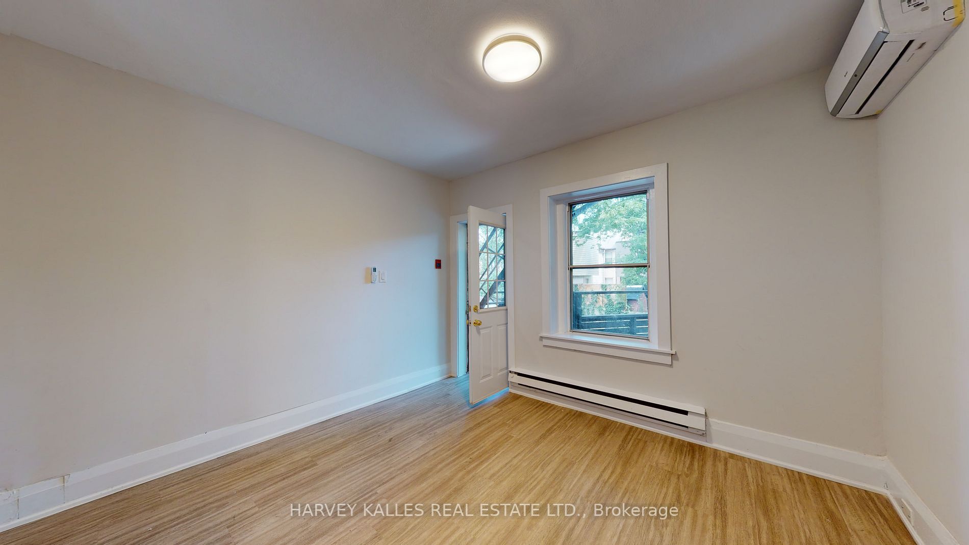 1065 Bathurst Street 3