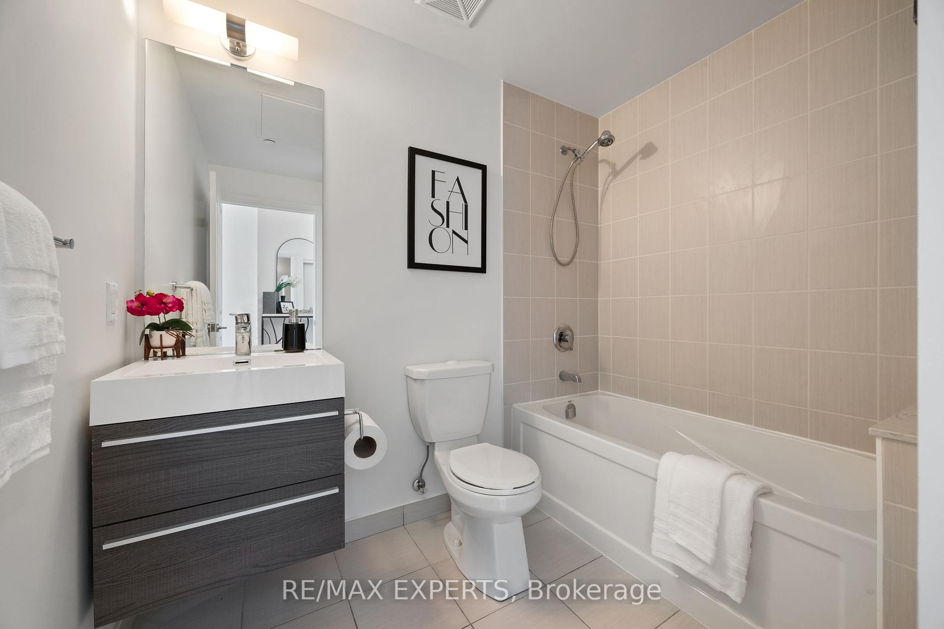 1 Bedroom Condo at 17 Zorra, Toronto For sale