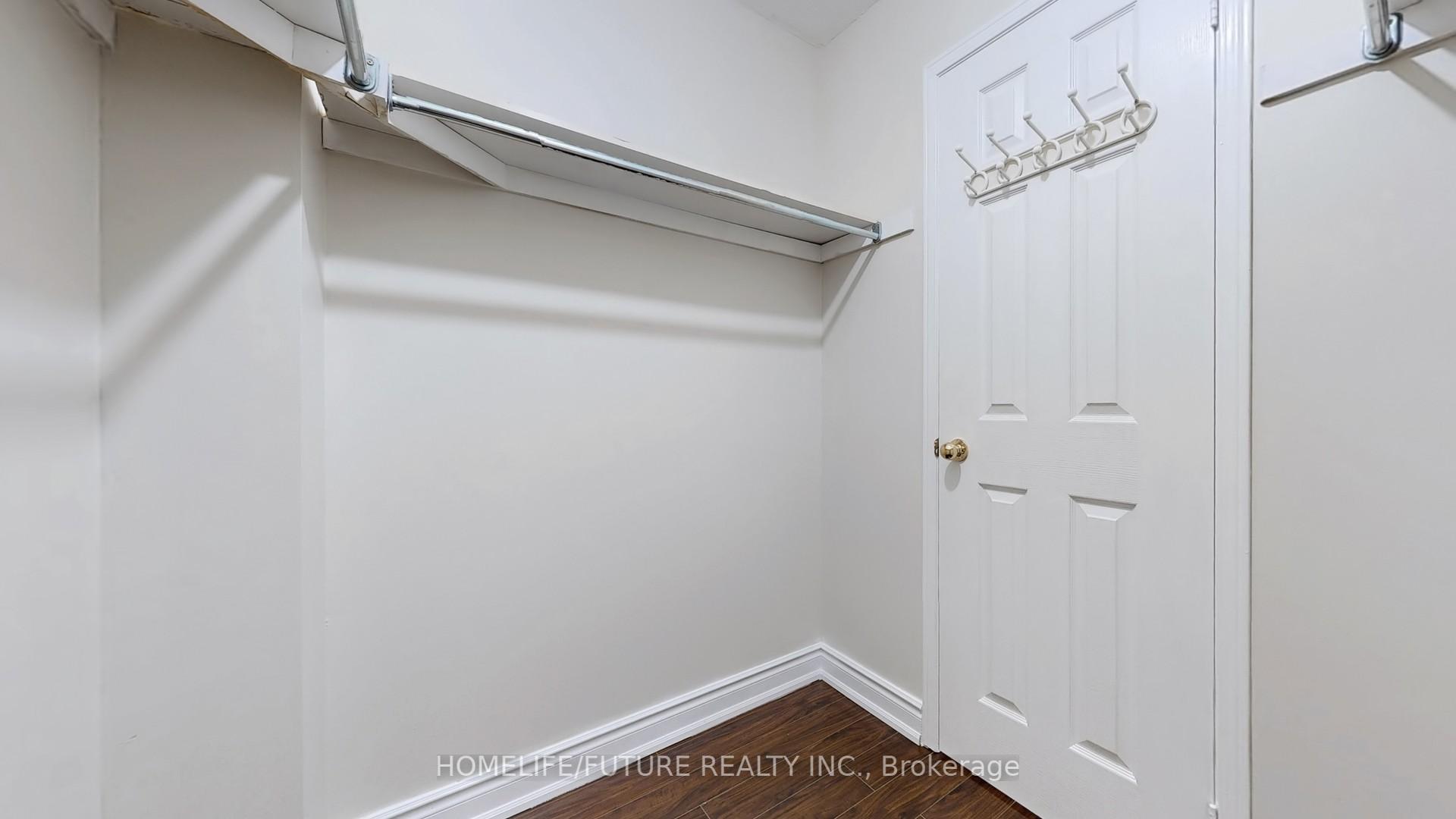 3 Bedrooms Condo at 435 Middlefield, Toronto For sale