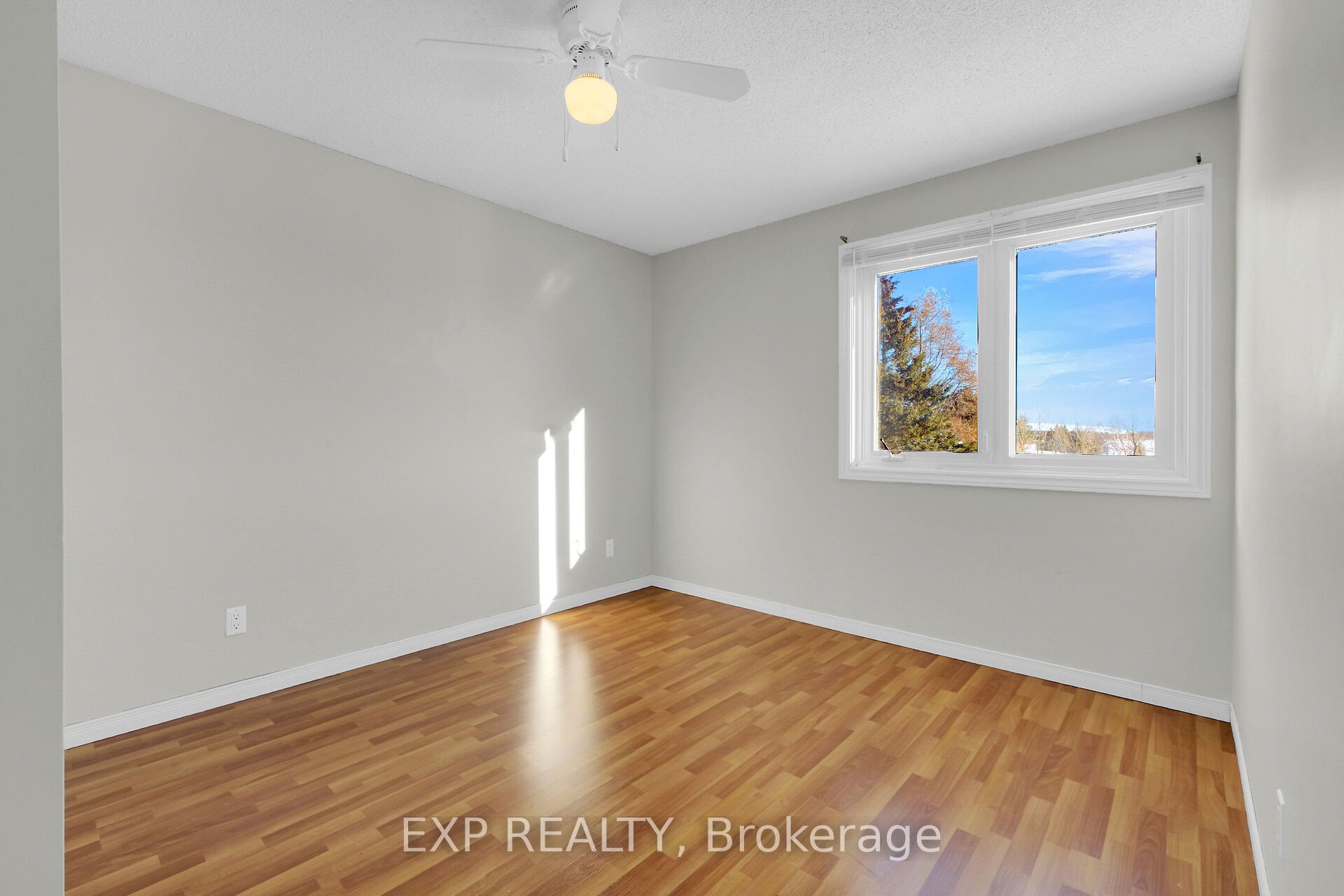 Listing picture