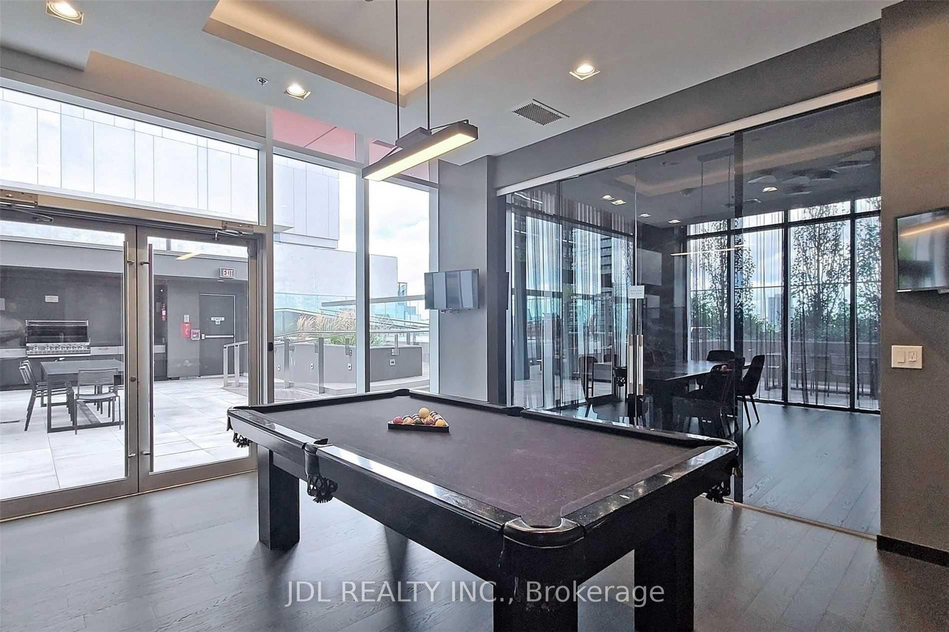 2 Bedrooms Condo at 318 Richmond, Toronto For sale