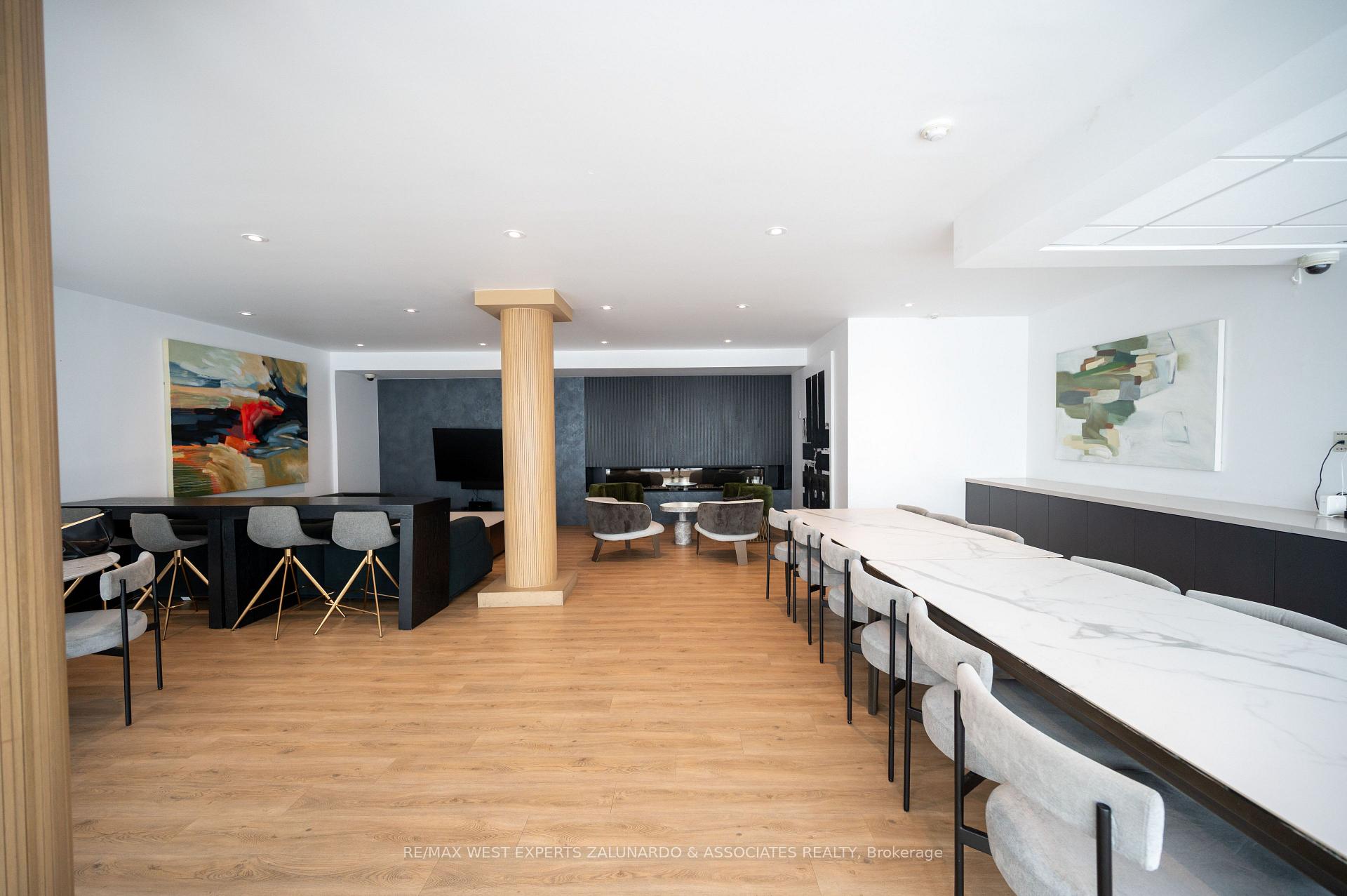2 Bedrooms Condo at 59 East Liberty, Toronto For sale
