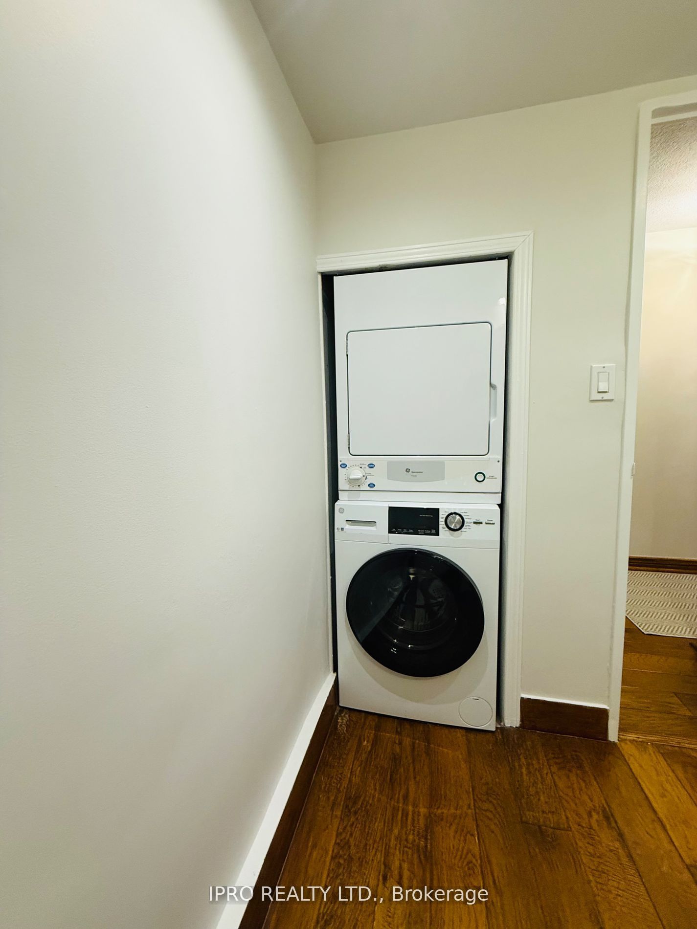 11 Wincott Drive, #1205