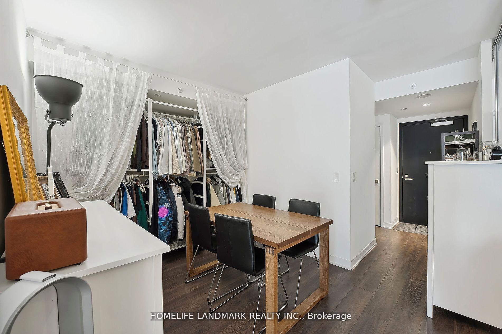 3 Bedrooms Condo at 31 Tippett,  Toronto For sale