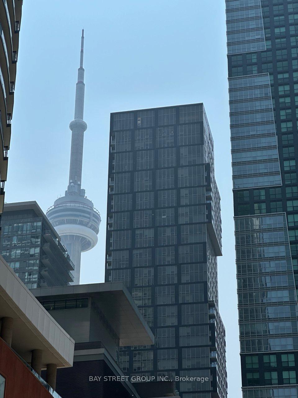 1 Bedroom Condo at 327 King, Toronto For sale