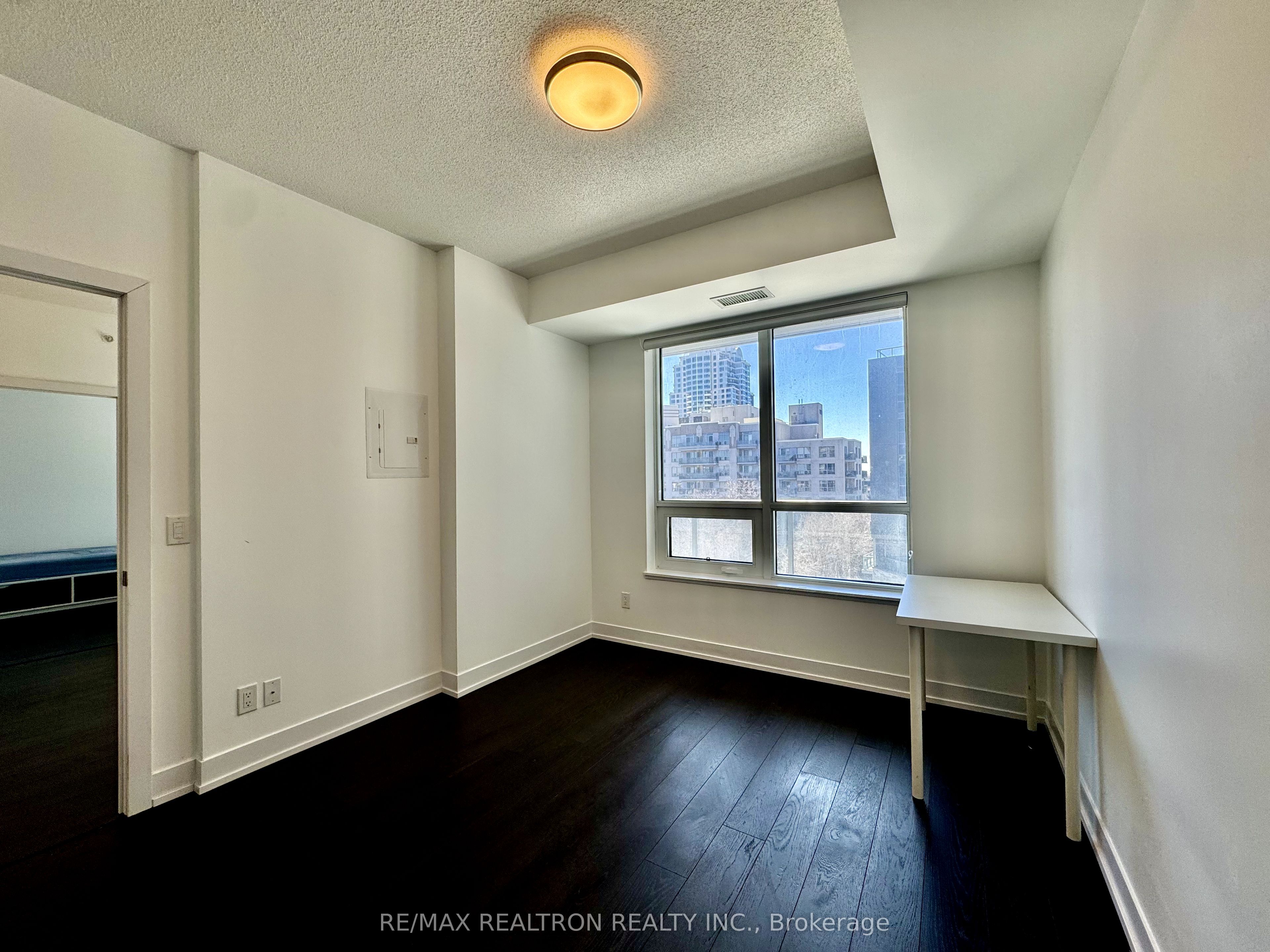 7 Kenaston Gardens, #329