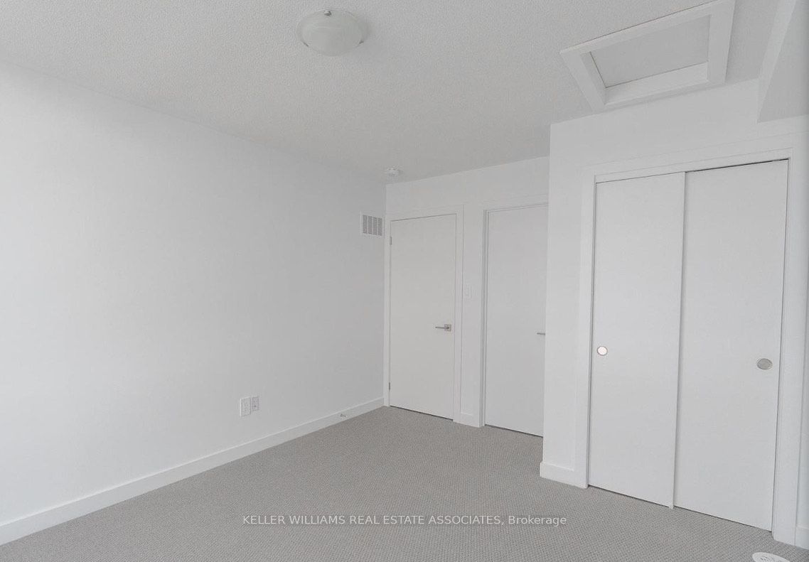 55 Romilly Avenue, #7