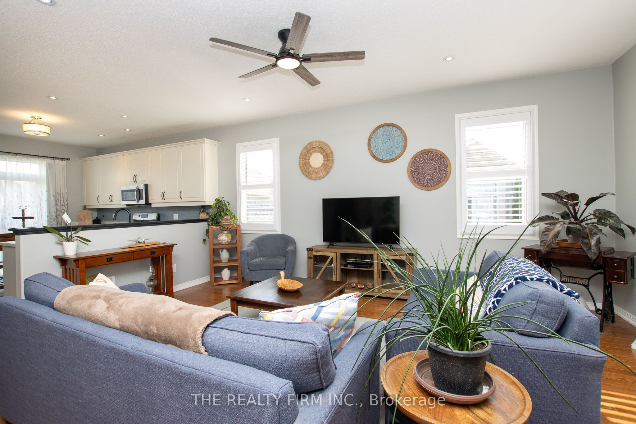 3 Roderick Court, Huron East, ON N0K 1W0