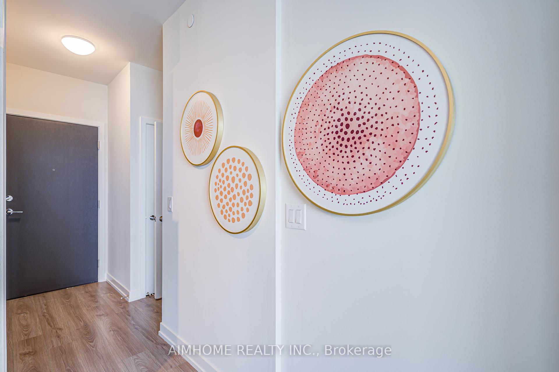 2 Bedrooms Condo at 10 De Boers, Toronto For sale