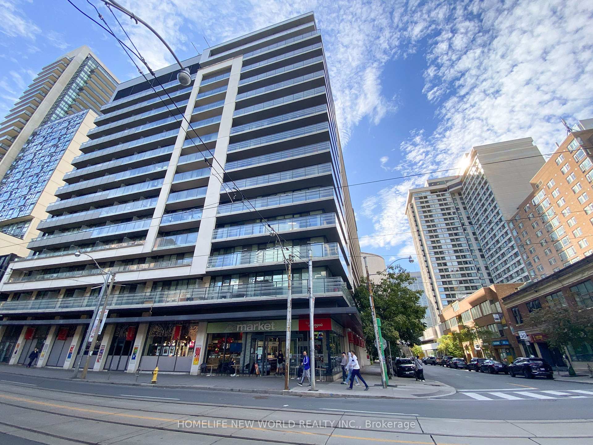 1 Bedroom Condo at 111 Elizabeth, Toronto For sale