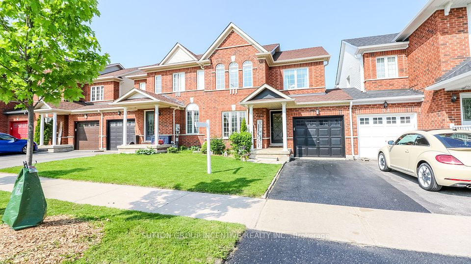 54 Succession Crescent, Barrie, ON L4M 7G4