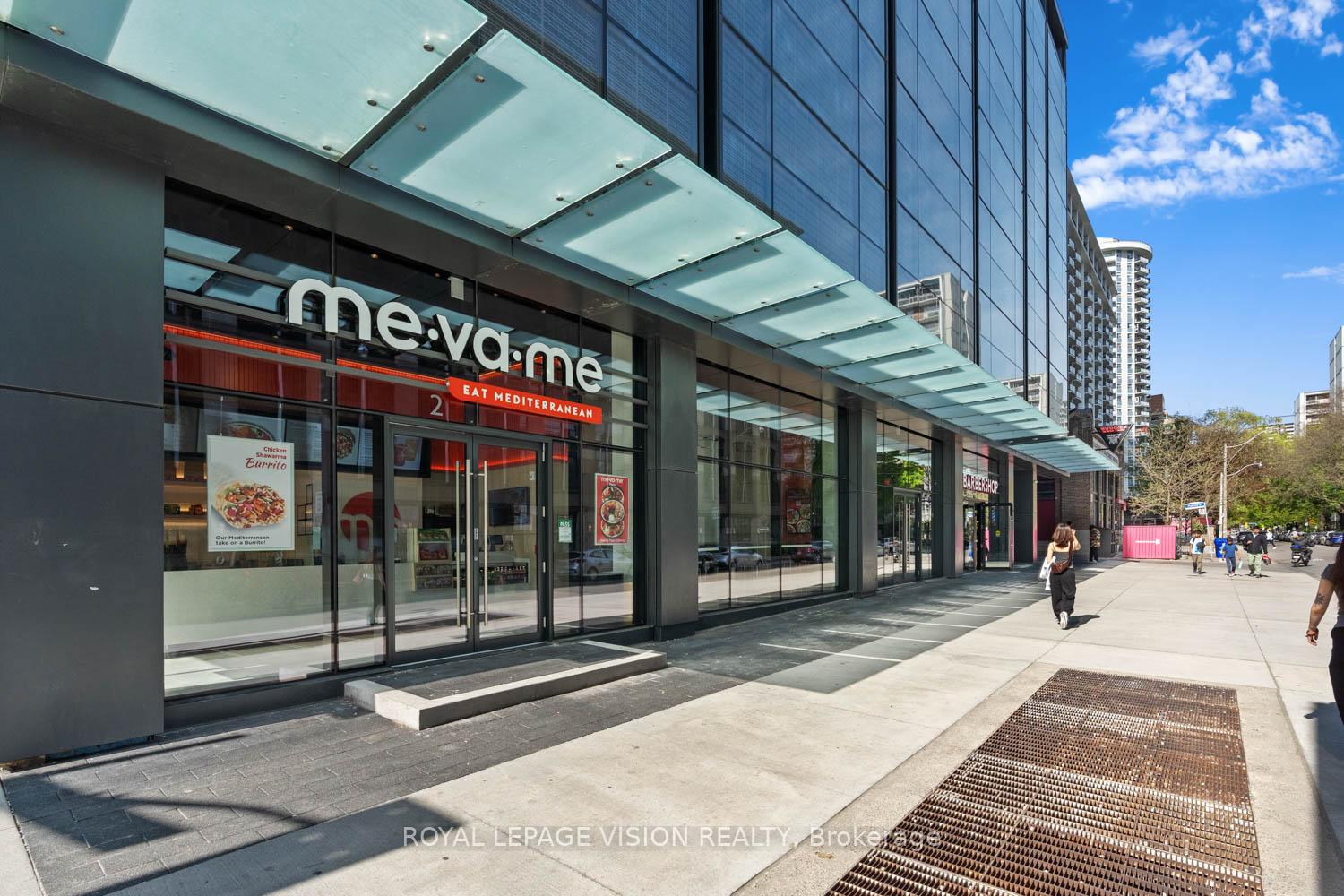 2 Bedrooms Condo at 501 Yonge, Toronto For sale