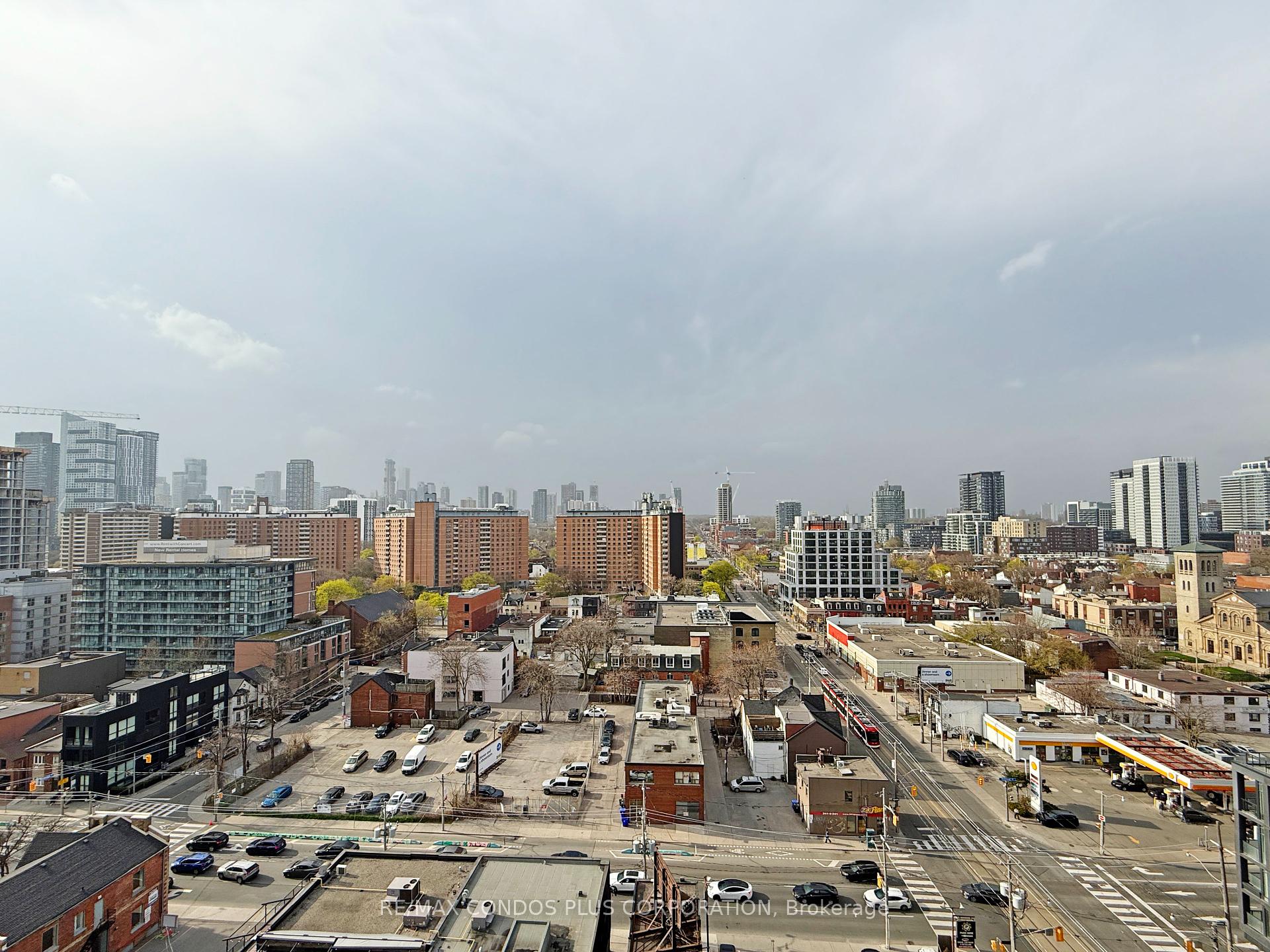 2 Bedrooms Condo at 120 Parliament,  Toronto For sale