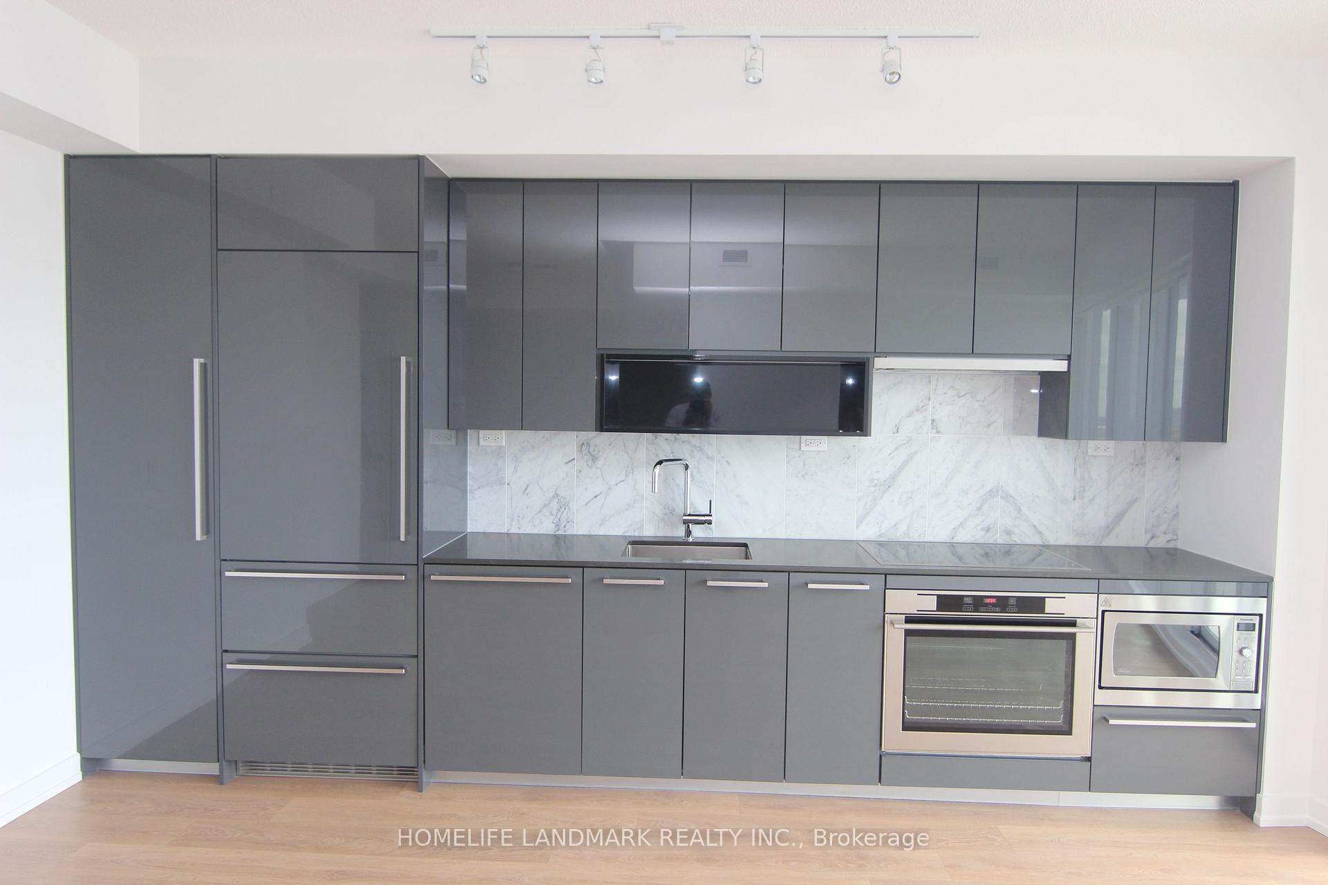 2 Bedrooms Condo at 117 Mcmahon, Toronto For sale