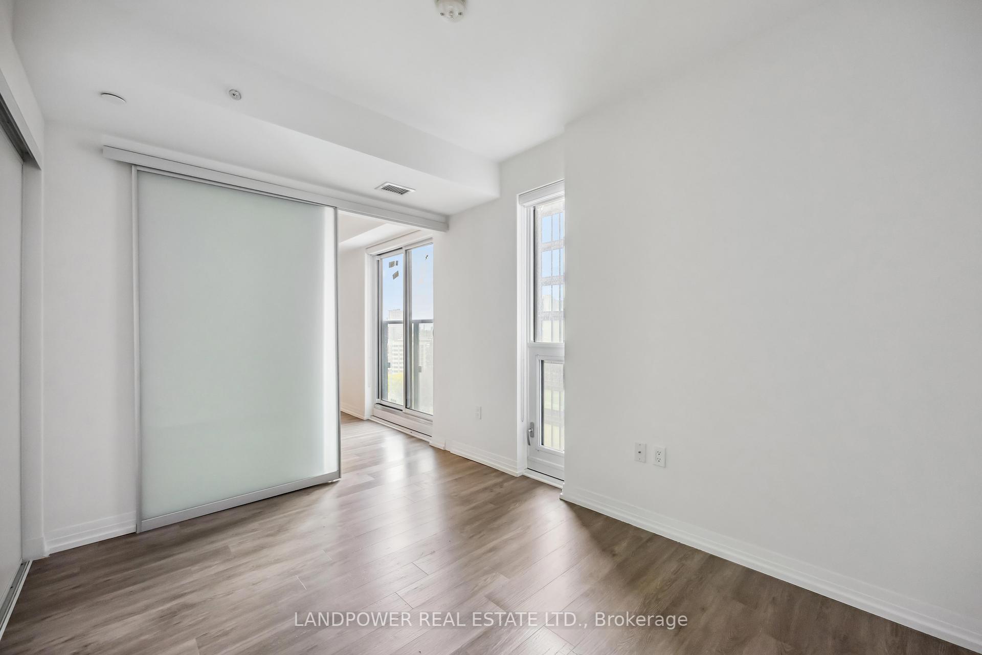2 Bedrooms Condo at 251 Jarvis, Toronto For sale