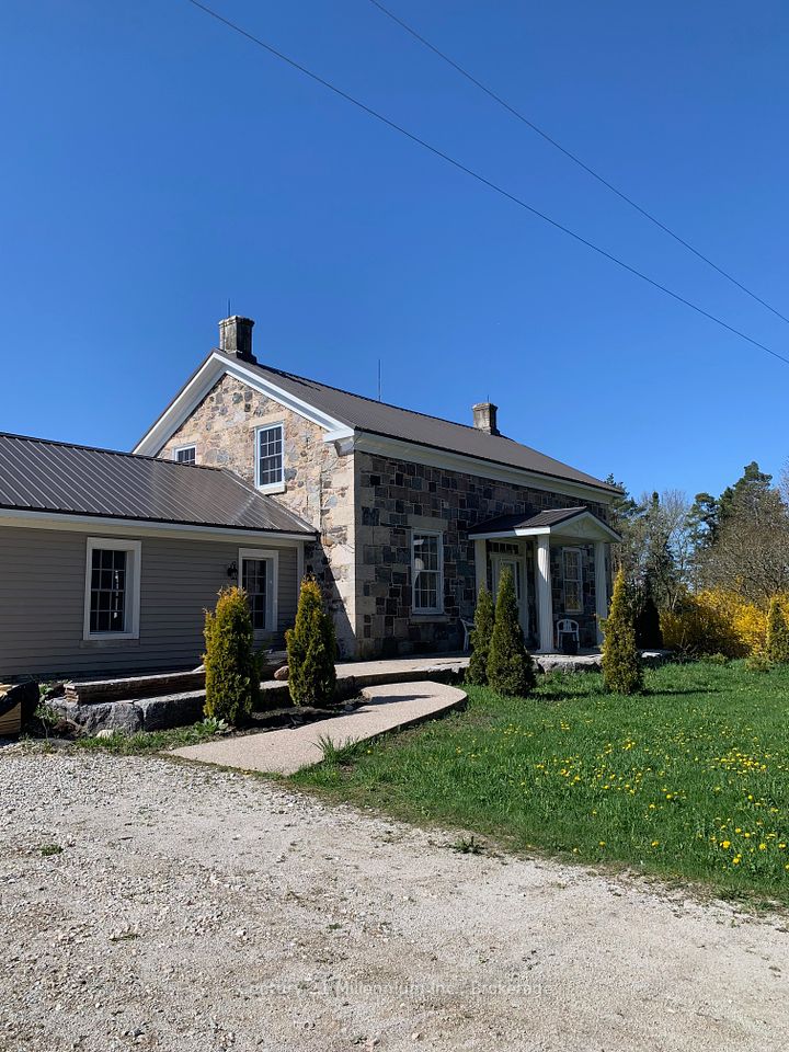 264094 Sideroad 24