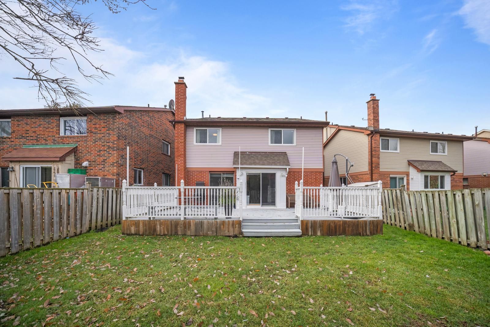 66 Carl Crescent