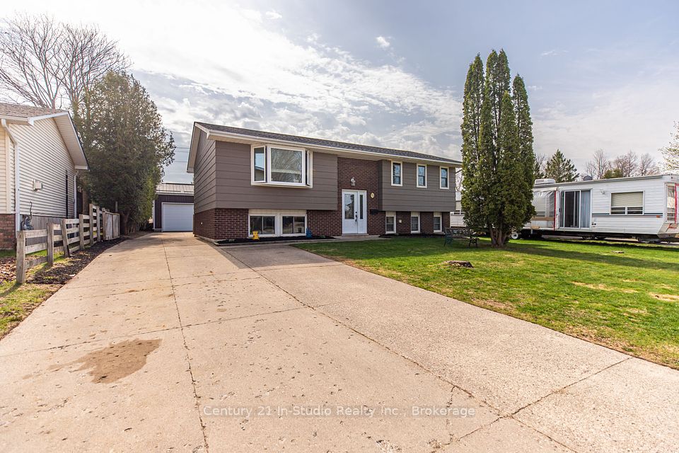311 Bricker
